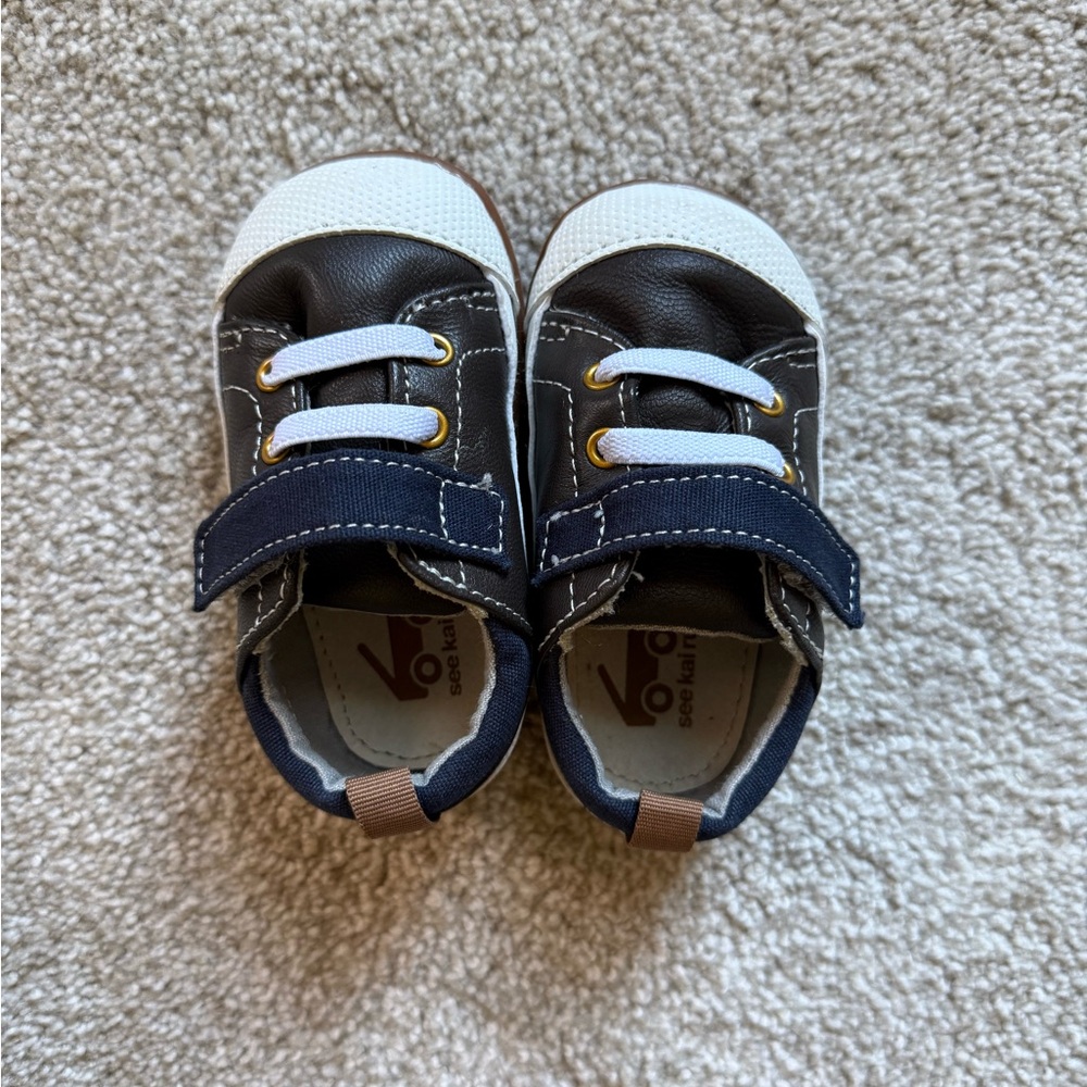 See Kai Run Navy Stevie Mini (First
Walker)